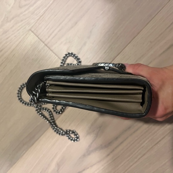 Gucci Dionysus GG Supreme Chain Wallet - Picture 4 of 10